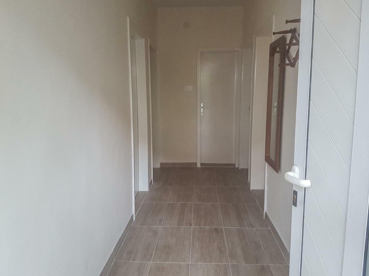 Apartment Drago Kastela Ngoại thất bức ảnh